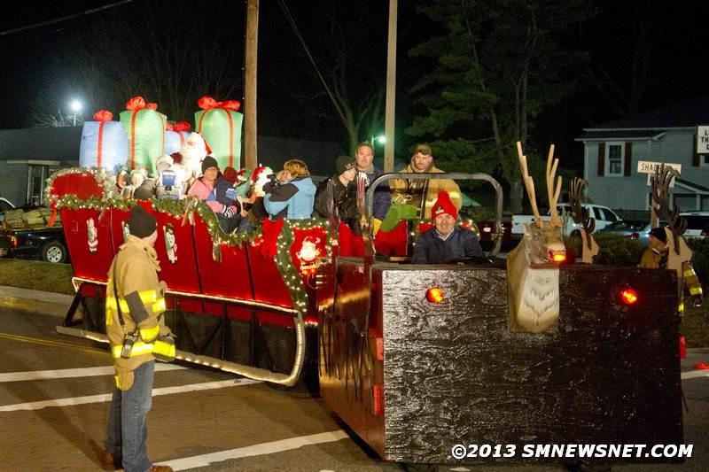 Christmas Tree Lighting in Leonardtown Square